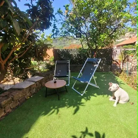 Maison De Village Ligurienne Hébergement de vacances